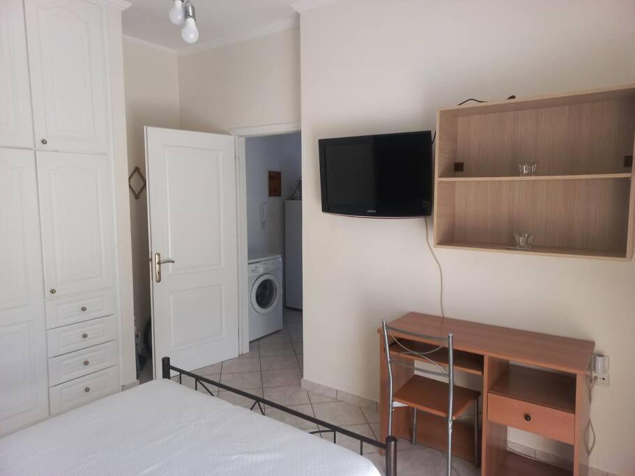 Stefkas Apartment1 Patras Exterior photo